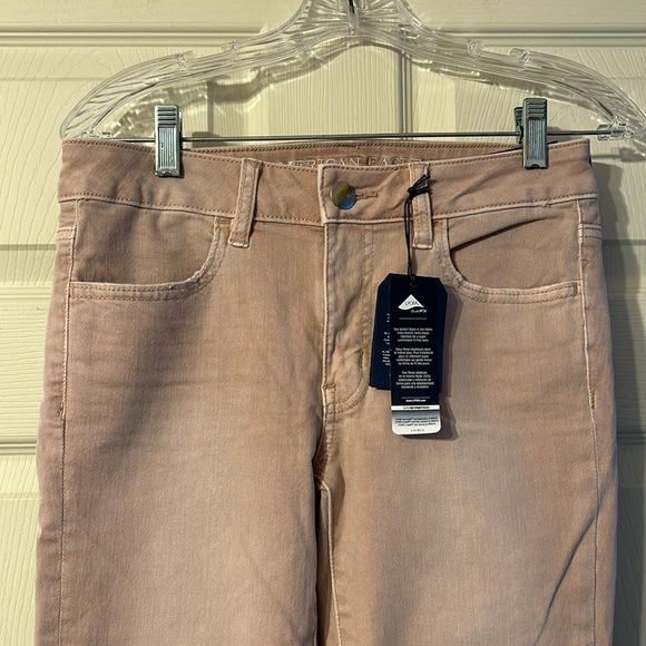 NWT American Eagle Outfitters Light Pink Super Super Stretch Cropped Jeggings 6 - Picture 2 of 6